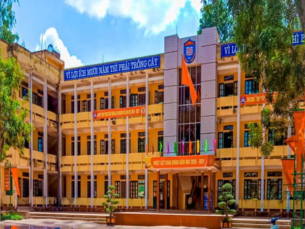 Mơ thấy xây dựng trường học
