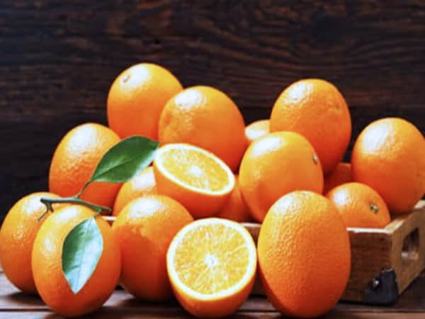 Mơ thấy quả cam rơi trúng đầu