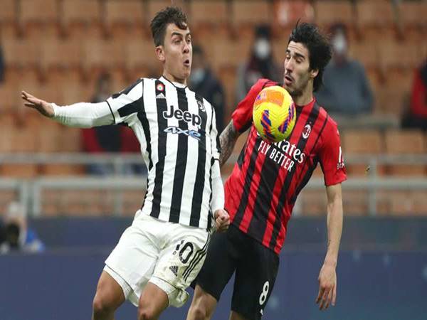 Tin bóng đá 28/1: AC Milan và Juventus cùng 'vấp ngã'