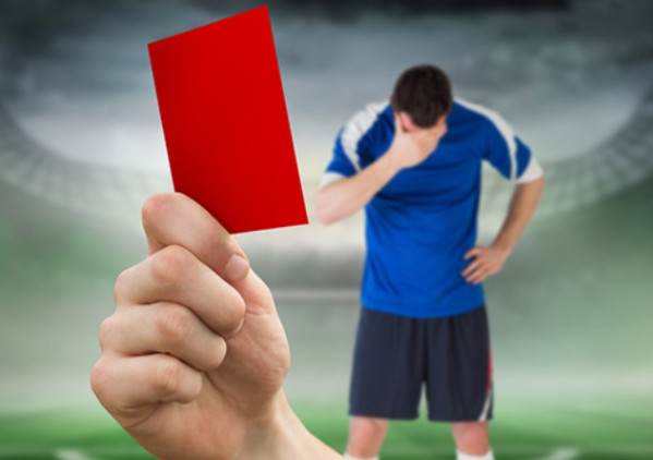 Thẻ phạt bóng đá