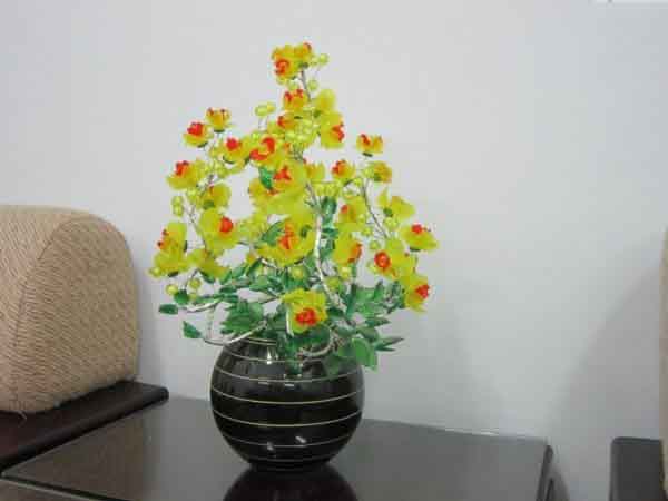 Nằm mơ thấy hoa giả có con số gì may mắn