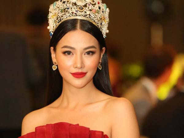 Nằm mơ thấy hoa hậu là điềm gì