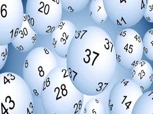 Phản hồi từ người dân và truyền thông