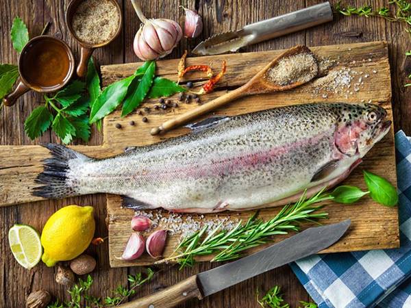 Giải mã thông điệp cuộc sống khi nằm mơ thấy ăn cá