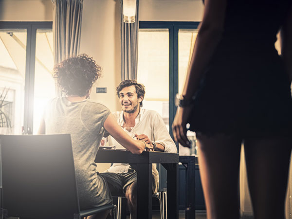 Hé lộ nằm mơ thấy chồng có bồ là điềm gì, số mấy may mắn?