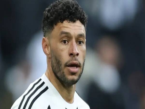 Arteta không phủ nhận khả năng ký hợp đồng với Chamberlain